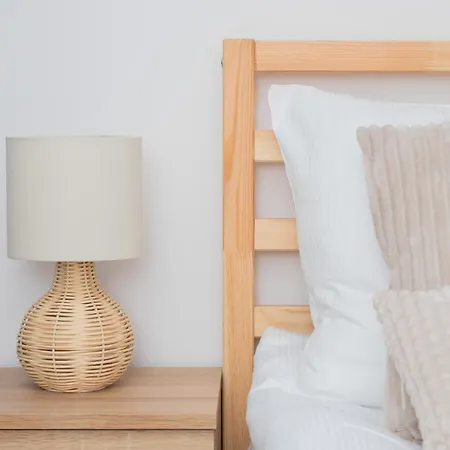 Bright With Private Garden And Accepting Pets By Renters * غدانسك
