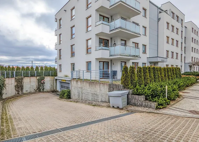 Appartamento Bright With Private Garden And Accepting Pets By Renters *